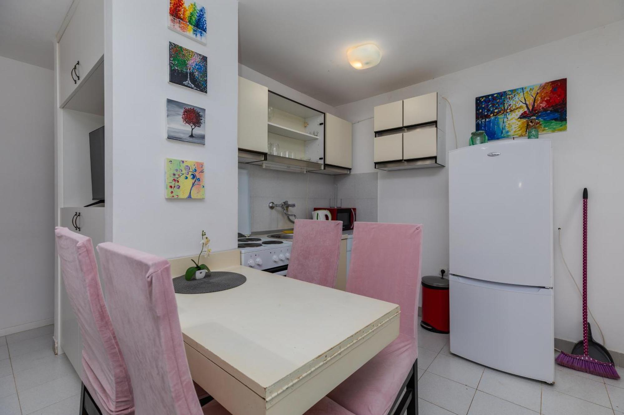 Apartments By The Sea Balica Rat, Omis - 1065 Zimmer foto